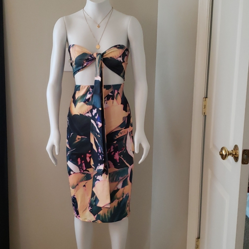 Sexy tropical print dress